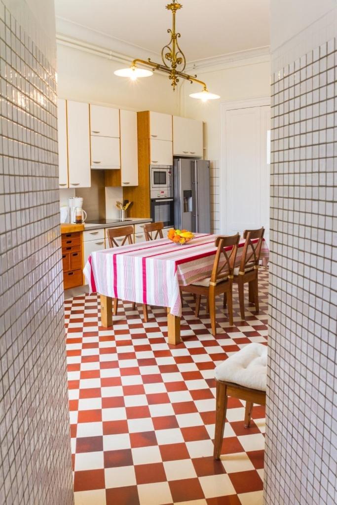 Gîte Château de Seguin Lignan-de-Bordeaux Extérieur photo